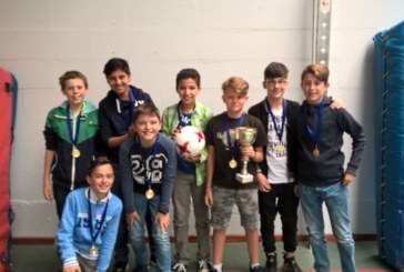 la 1C2 remporte le tournoi de mini-foot des 1ères